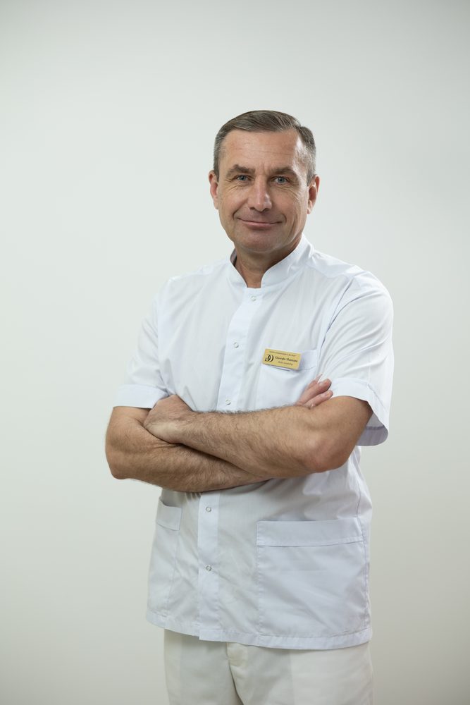 Dr Gheorghe Munteanu, specialist endodonție și stomatologie generală la clinica Dr Olga