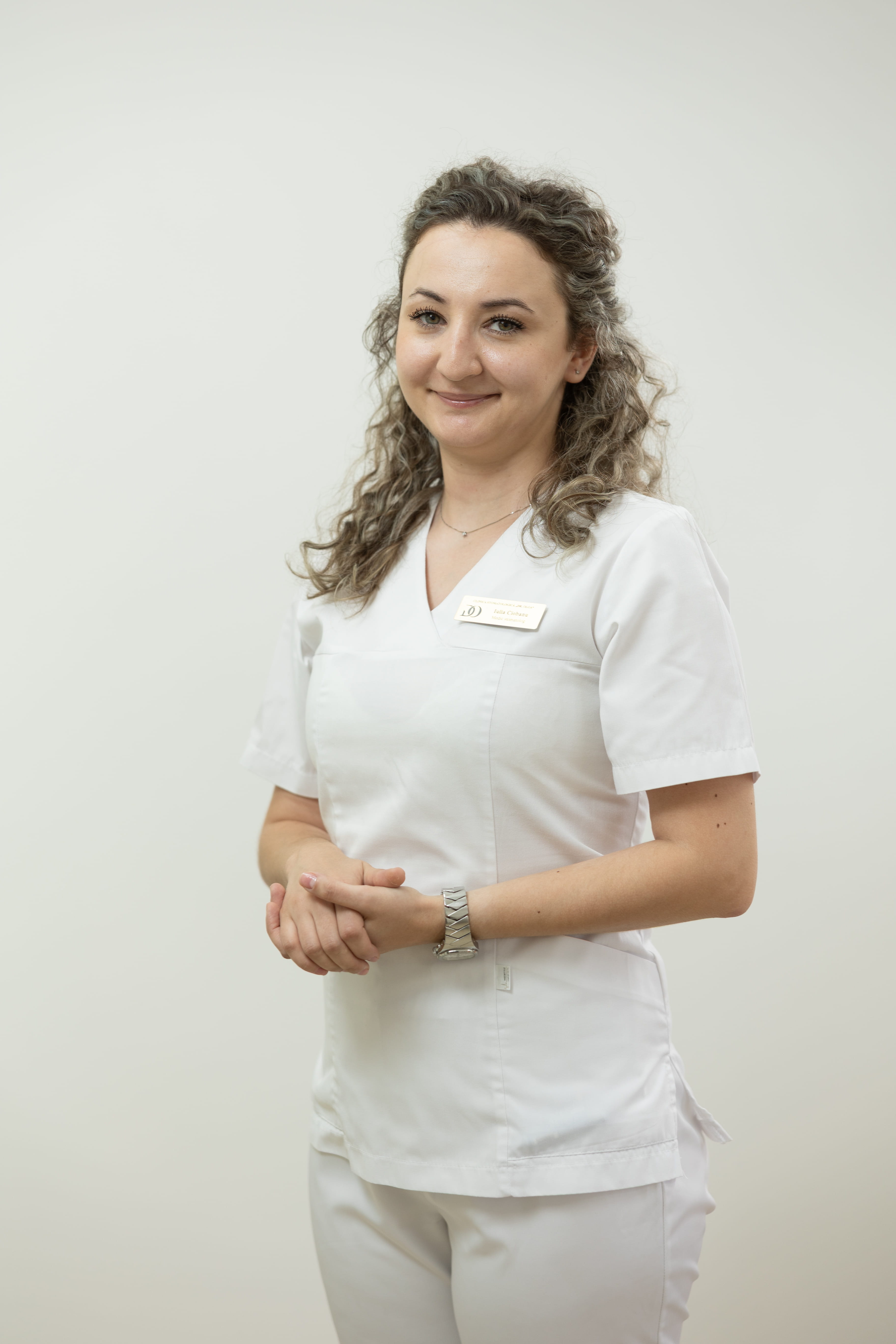 Dr Ion Munteanu, specialist stomatologie estetică și protetică la clinica Dr Olga